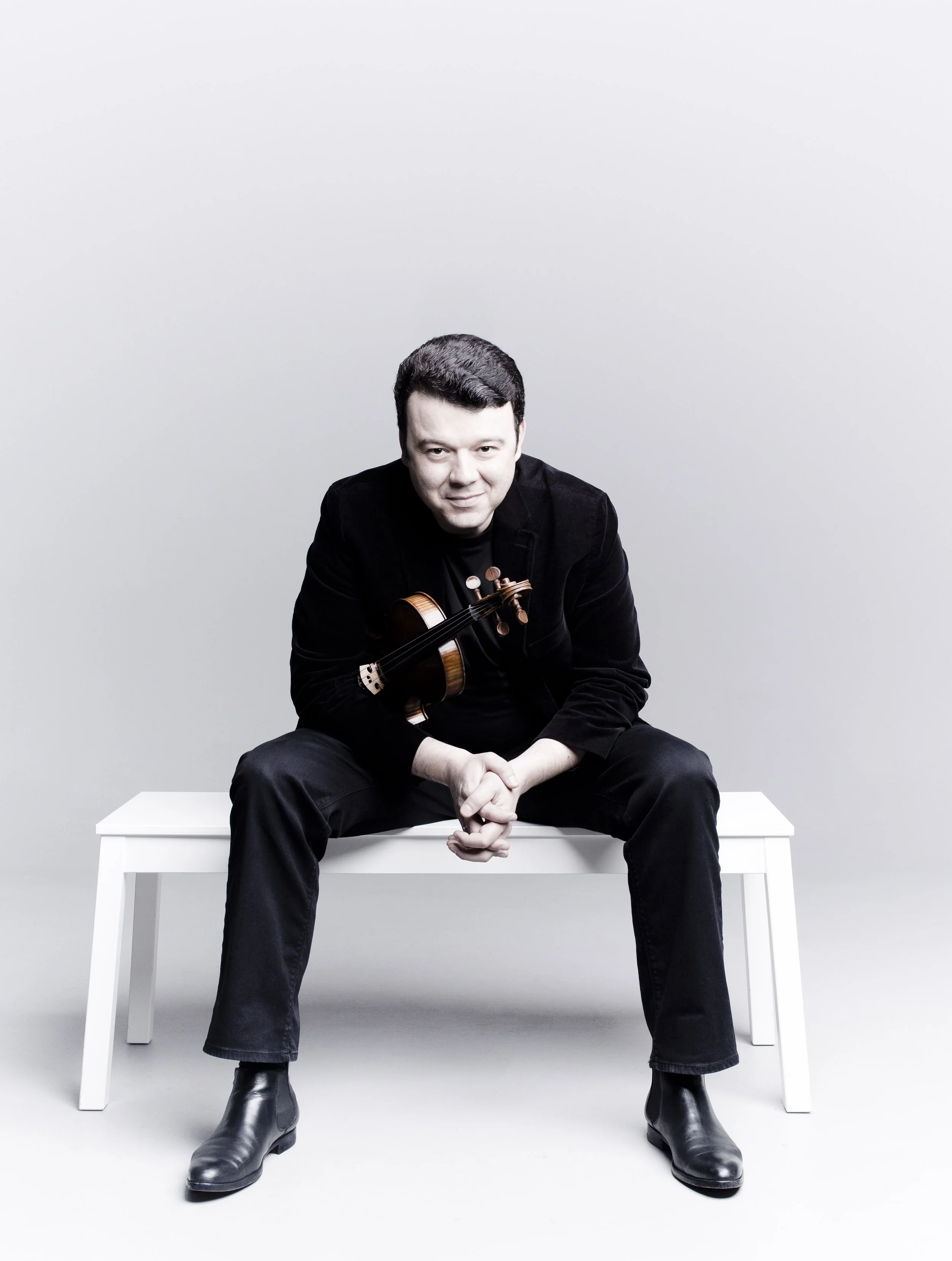 Vadim Gluzman — Arts Management Group